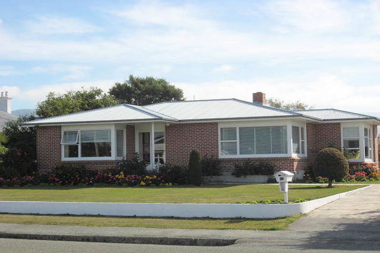 Photo of property in 86 Shearman Street, Waimate, 7924