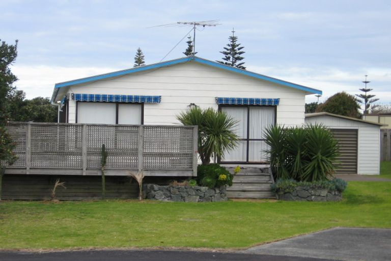 Photo of property in 21 Thistle Terrace, Omaha, 0986