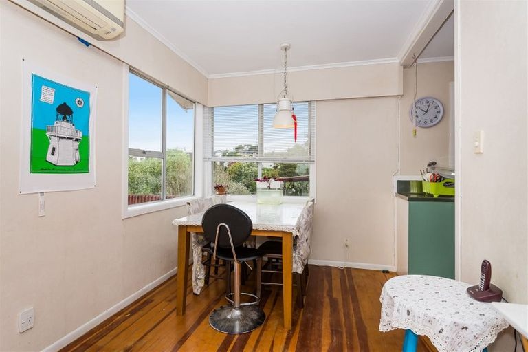 Photo of property in 578 Glenfield Road, Bayview, Auckland, 0629