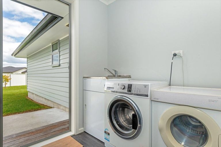 Photo of property in 15 Sterling Park, Lytton West, Gisborne, 4010