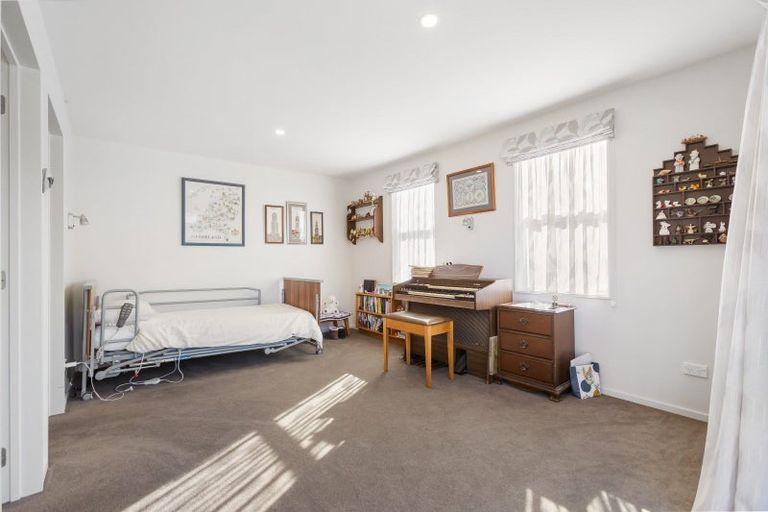 Photo of property in 12 Rob Roy Lane, Wanaka, 9305