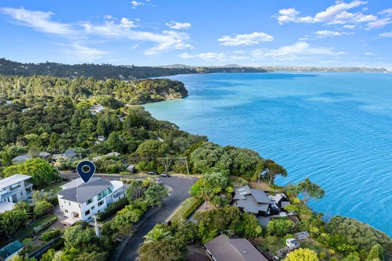 Photo of property in 117 Tanekaha Road, Titirangi, Auckland, 0604