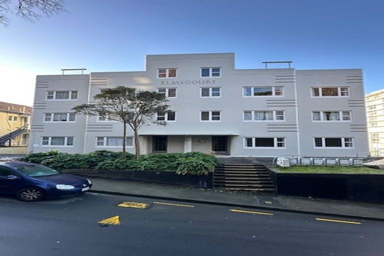 Photo of property in Elms Court Flats, 6/367 The Terrace, Te Aro, Wellington, 6011