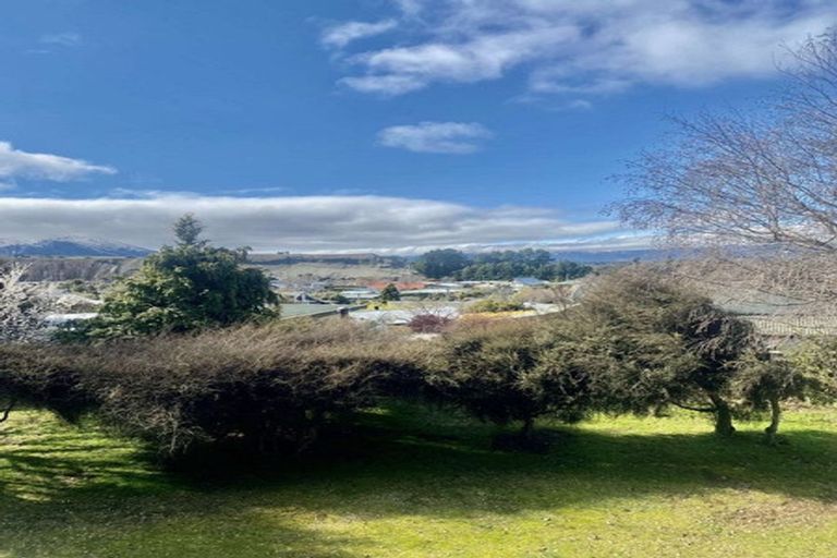 Photo of property in 120 Lagoon Avenue, Albert Town, Wanaka, 9305