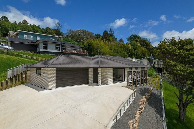 Photo of property in 13 Western View Heights, Horahora, Whangarei, 0110