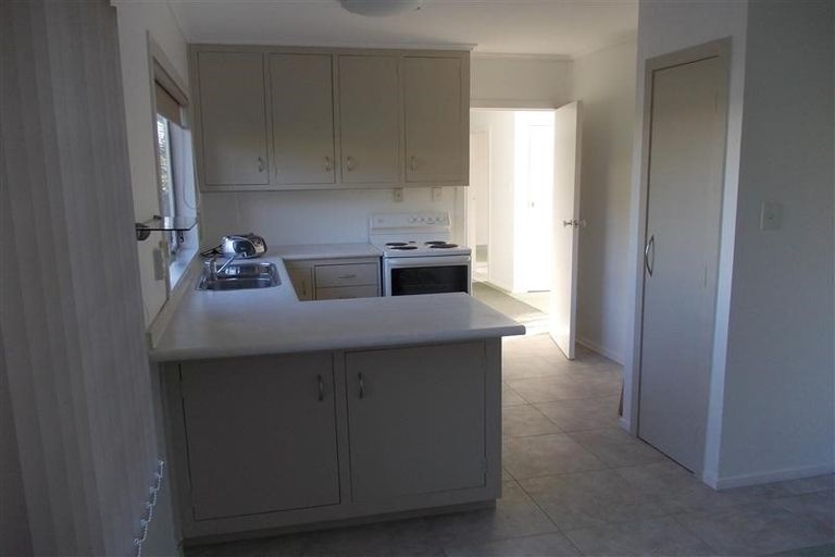 Photo of property in 2/50a Taharoto Road, Takapuna, Auckland, 0622