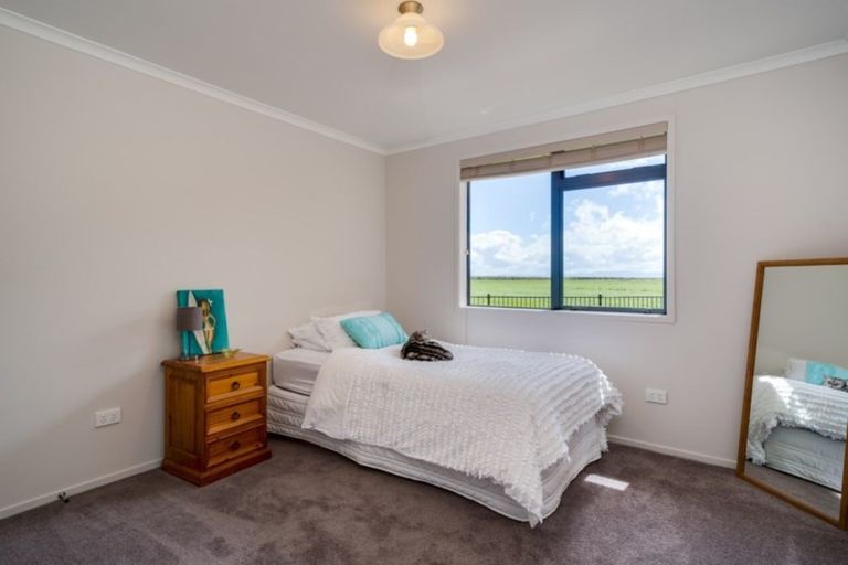 Photo of property in 20 Wakatere Place, Thames, 3500