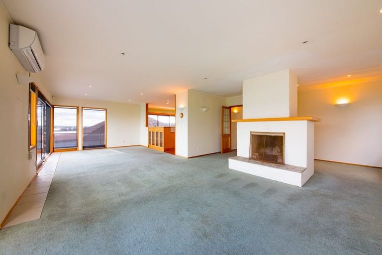 Photo of property in 106a Stanley Point Road, Stanley Point, Auckland, 0624