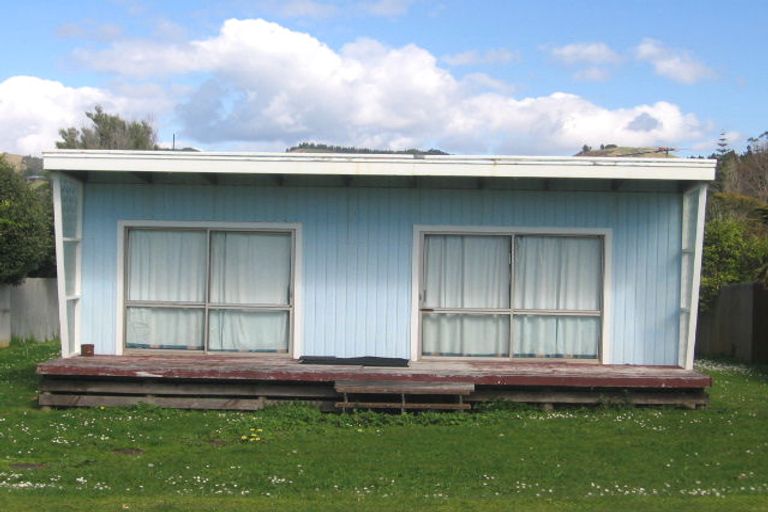 Photo of property in 37 Bluff Road, Kuaotunu West, Whitianga, 3592