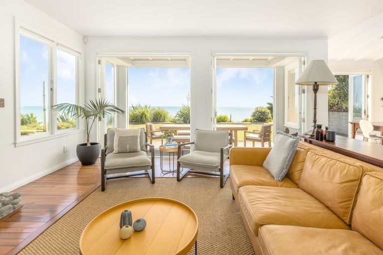 Photo of property in 1 Hydes Road, Raumati South, Paraparaumu, 5032