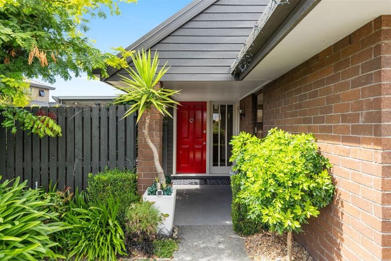 Photo of property in 21 Tivoli Place, Bishopdale, Christchurch, 8053
