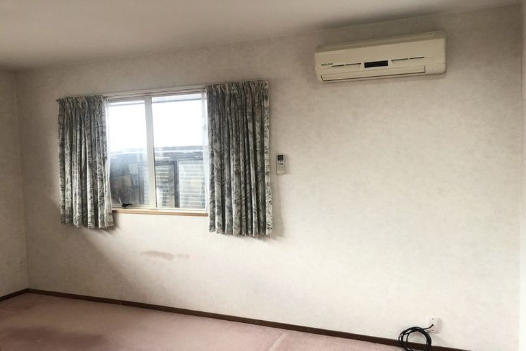 Photo of property in 71a Harris Crescent, Papanui, Christchurch, 8053