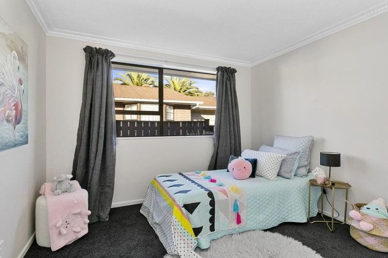 Photo of property in 16a Rawhiti Street, Stokes Valley, Lower Hutt, 5019