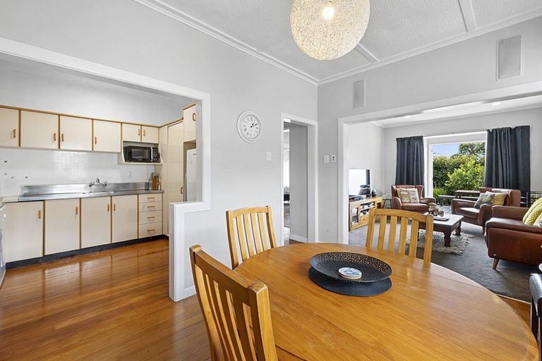 Photo of property in 166 Lemon Street, Strandon, New Plymouth, 4312