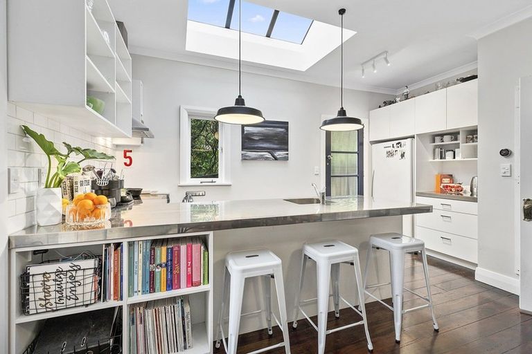 Photo of property in 83 Hataitai Road, Hataitai, Wellington, 6021