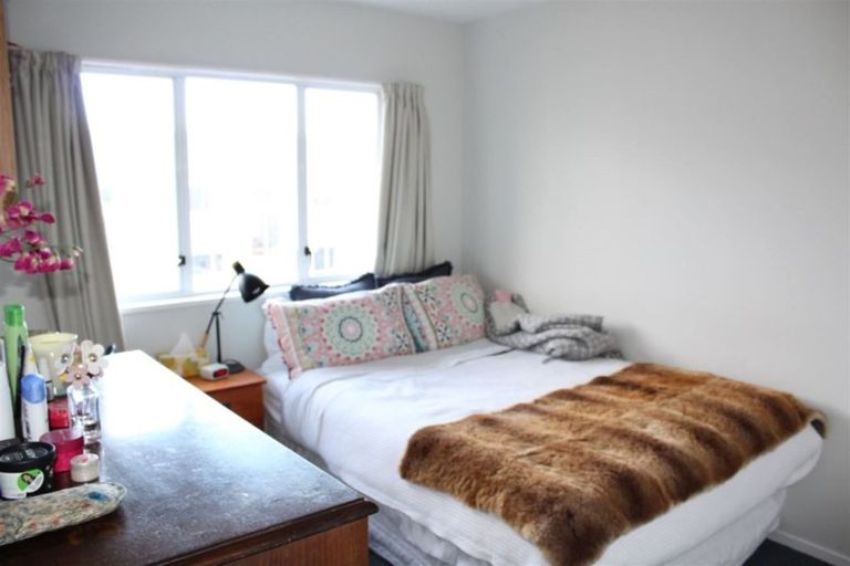 Photo of property in 18k Forth Street, North Dunedin, Dunedin, 9016