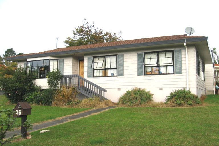 Photo of property in 116 Glen Road, Ranui, Auckland, 0612