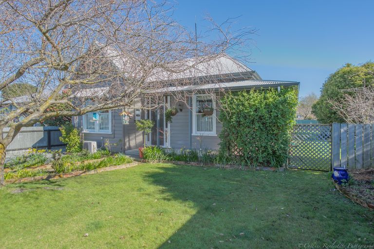 Photo of property in 43 Hamilton Street, Temuka, 7920