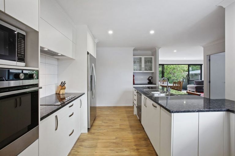 Photo of property in 59 Marendellas Drive, Bucklands Beach, Auckland, 2014