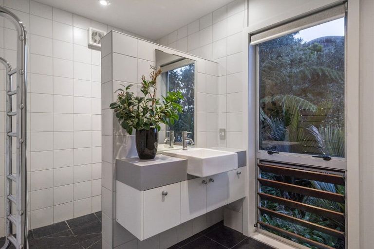 Photo of property in 24 Oceana Heights, Tairua, 3508