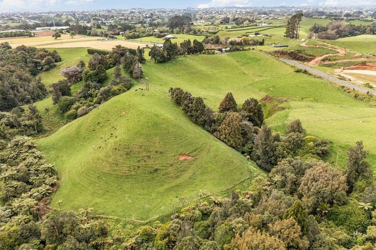 Photo of property in 506 Frankley Road, Hurworth, New Plymouth, 4371