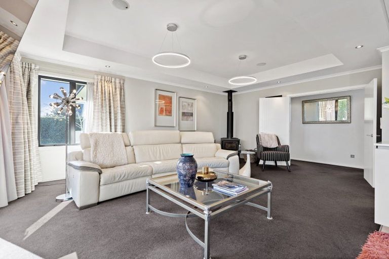 Photo of property in 1 Brinsworth Avenue, West Melton, 7618