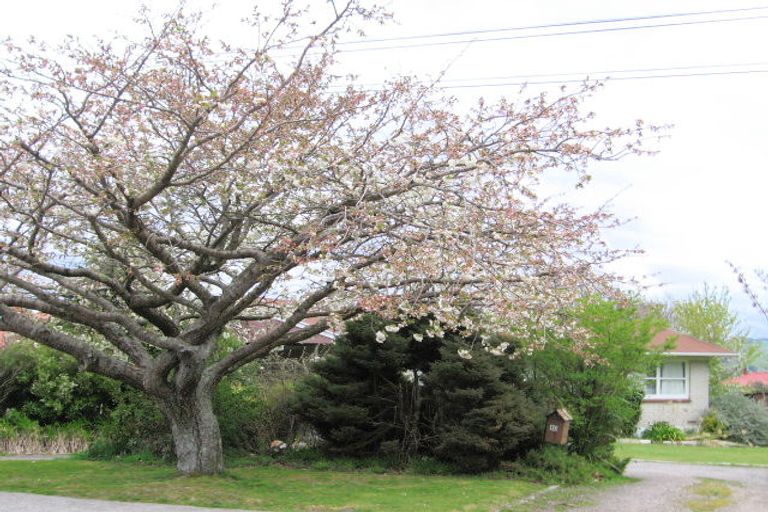 Photo of property in 10 Leslie Avenue, Western Heights, Rotorua, 3015