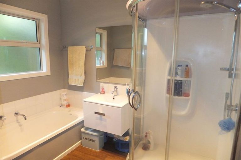 Photo of property in 1/5 Gainsborough Street, Hoon Hay, Christchurch, 8025