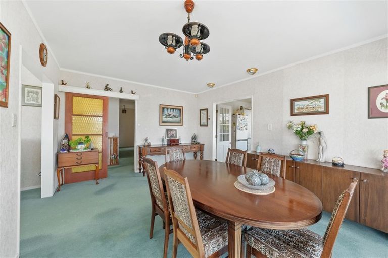 Photo of property in 10 Spinnaker Drive, Whitby, Porirua, 5024