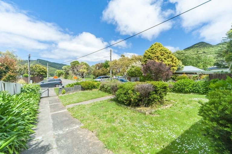 Photo of property in 34 Allington Road, Karori, Wellington, 6012