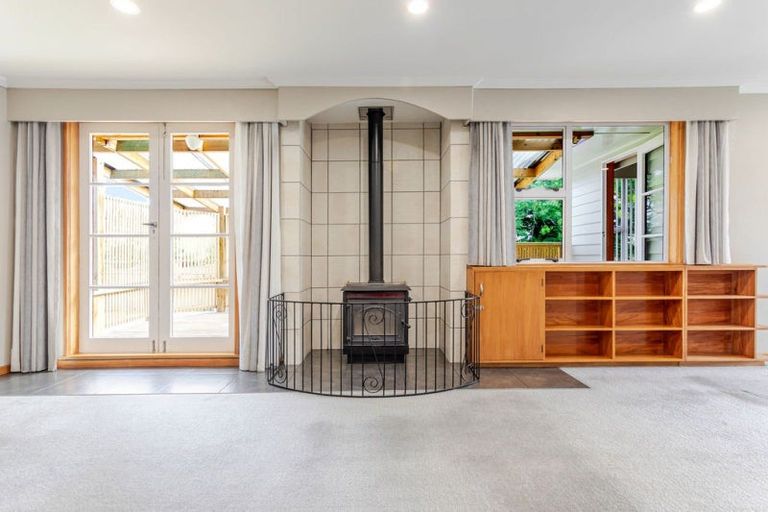 Photo of property in 27 Ruahine Street, Dannevirke, 4930