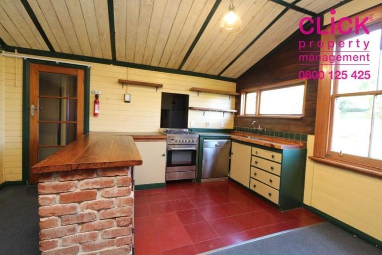 Photo of property in 6 Railway Lane, Outram, 9019