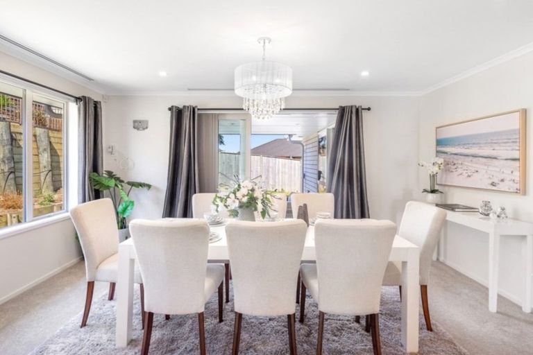 Photo of property in 24 Hillpark Drive, Pokeno, 2402