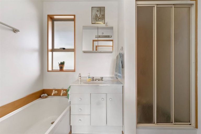 Photo of property in 299a Greers Road, Bishopdale, Christchurch, 8053