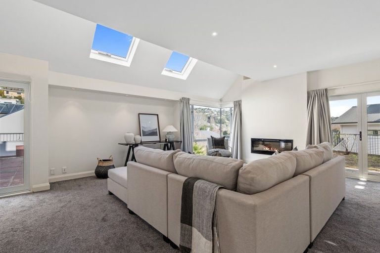 Photo of property in 19 Enticott Place, Huntsbury, Christchurch, 8022