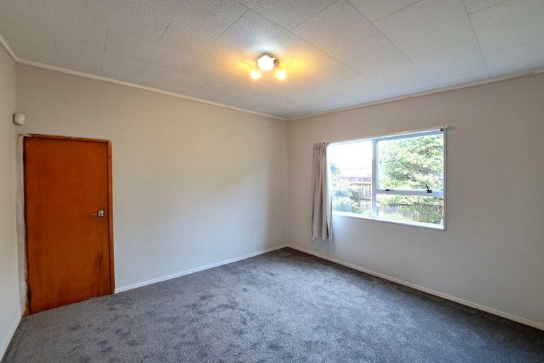 Photo of property in 1/113 Mokoia Road, Birkenhead, Auckland, 0626