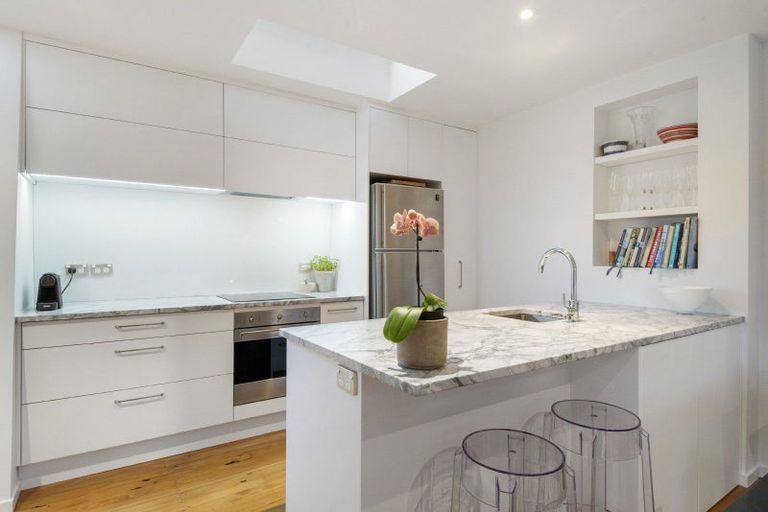 Photo of property in 6b Tahuna Street, Freemans Bay, Auckland, 1011