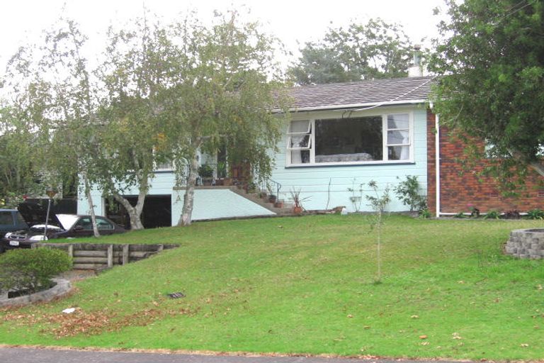 Photo of property in 101 Tiroroa Avenue, Te Atatu South, Auckland, 0610