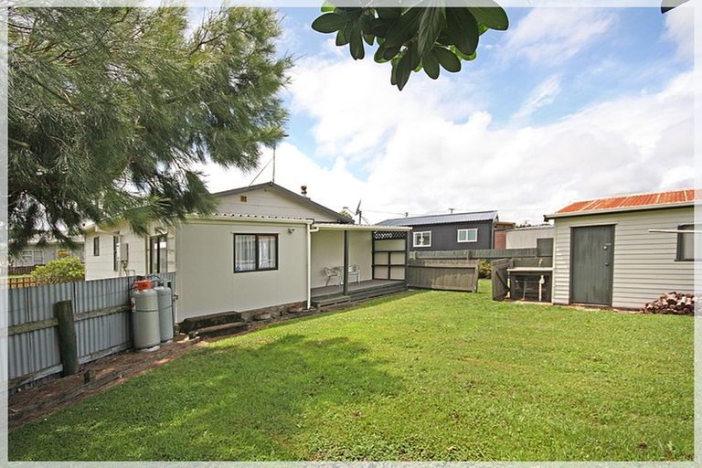 Photo of property in 22 Edinburgh Terrace, Foxton Beach, Foxton, 4815