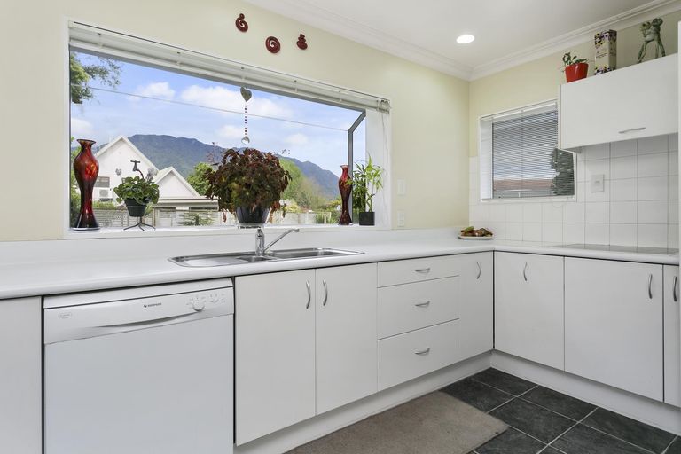 Photo of property in 19 Grace Avenue, Te Aroha, 3320