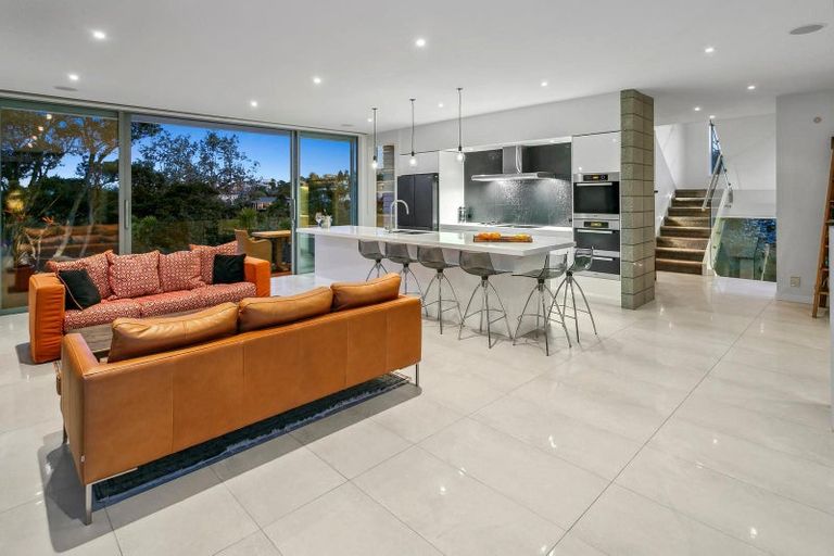 Photo of property in 58a Peter Terrace, Castor Bay, Auckland, 0620