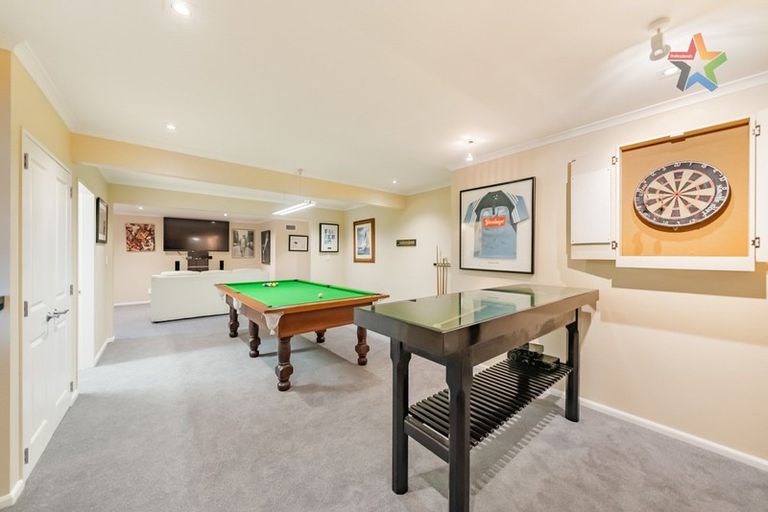 Photo of property in 44 Arahiwi Grove, Tirohanga, Lower Hutt, 5010