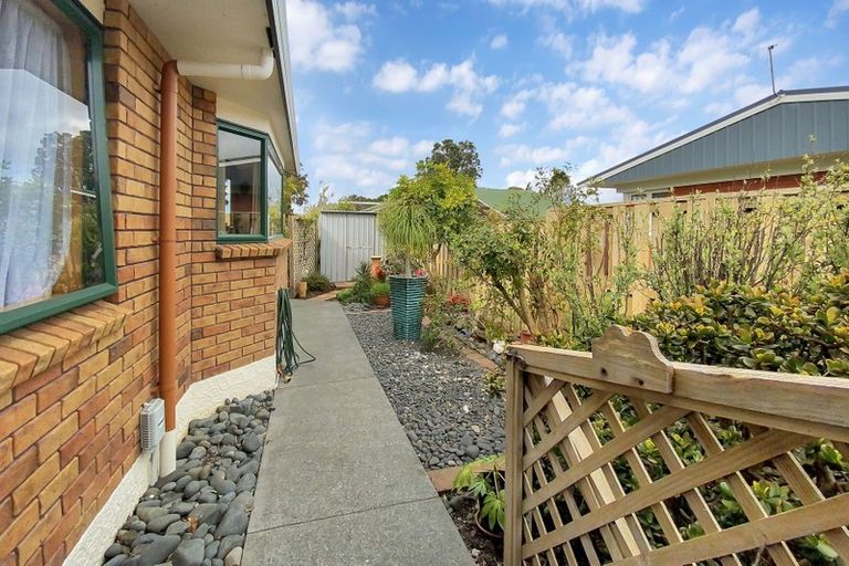 Photo of property in 15a Clarkson Crescent, Maunu, Whangarei, 0110