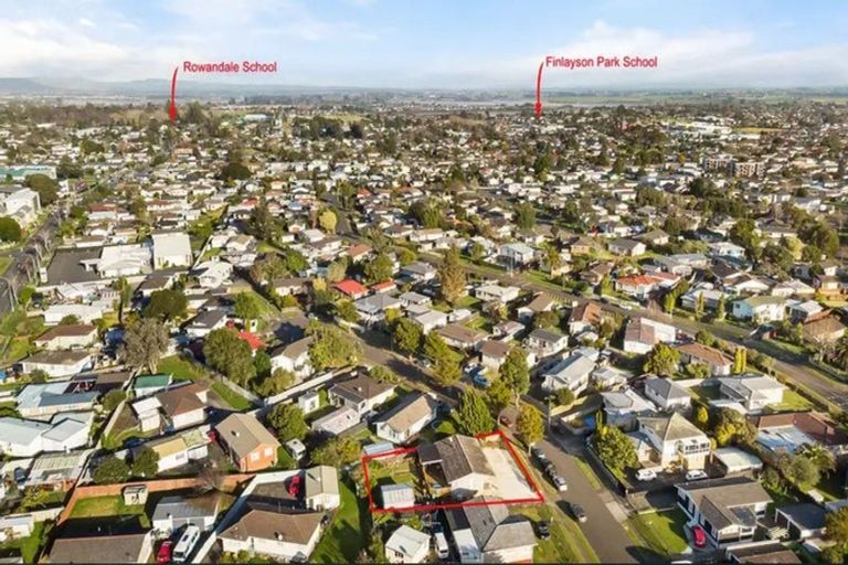 Photo of property in 6 Carbery Place, Manurewa, Auckland, 2102