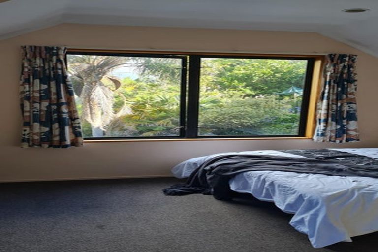 Photo of property in 12 Dorrit Lane, Howick, Auckland, 2014