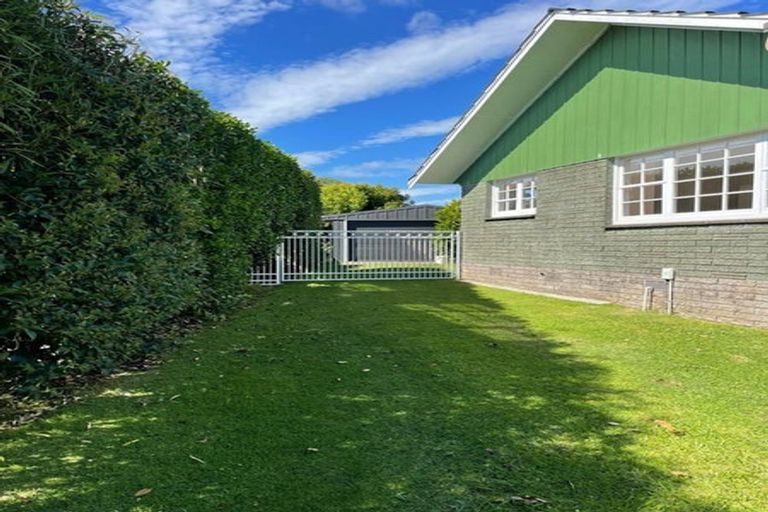 Photo of property in 14 Pamela Place, Otumoetai, Tauranga, 3110
