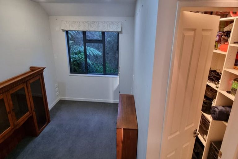 Photo of property in 247 Maungaraki Road, Maungaraki, Lower Hutt, 5010