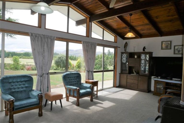 Photo of property in 460 Palmerston-dunback Road, Glenpark, Palmerston, 9483