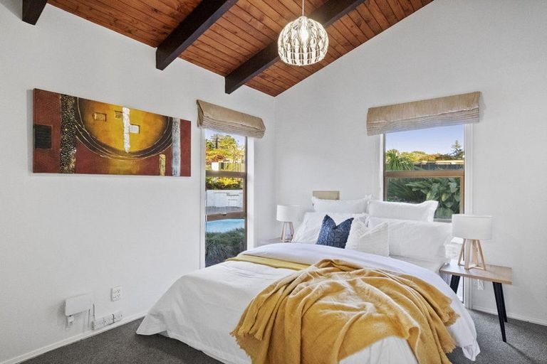 Photo of property in 241a Golf Road, Titirangi, Auckland, 0604