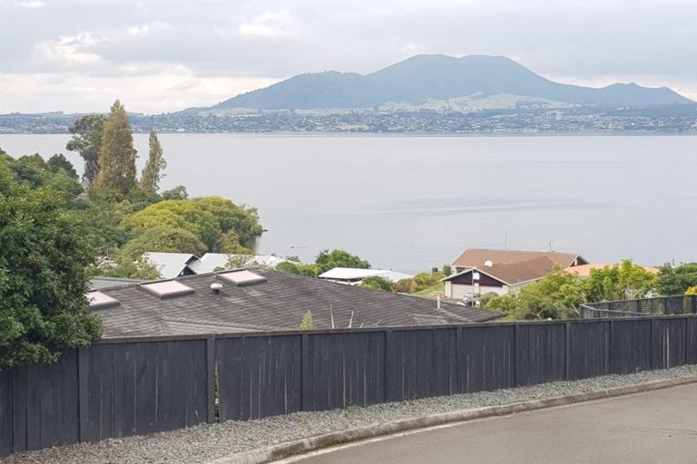 Photo of property in 7 Denmar Rise, Acacia Bay, Taupo, 3330